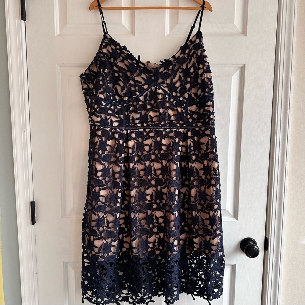 City Chic Navy Lace Midi Dress with Nude Lining - Picture 5 of 12